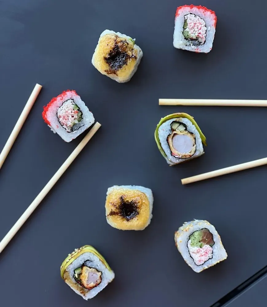 Osushi train - veisluþjónusta í Hafnarfirði