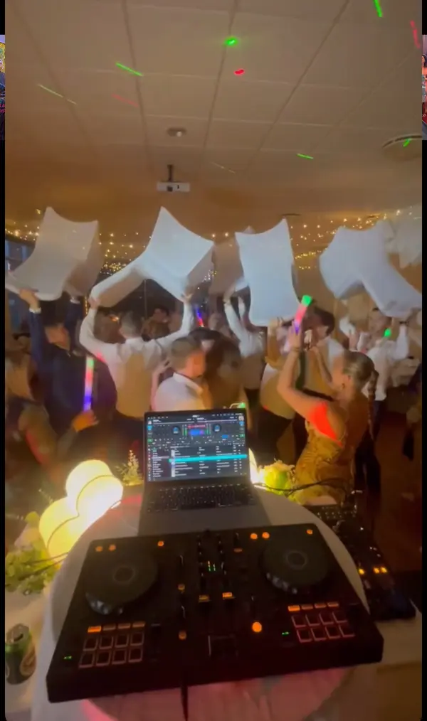 DJ ANNAMARKAR - tónlistarþjónusta á höfuðborgarsvæðinu (5)