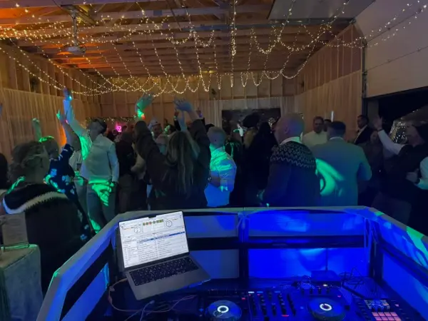 DJ Gunni Óla - tónlistarþjónusta á höfuðborgarsvæðinu (5)