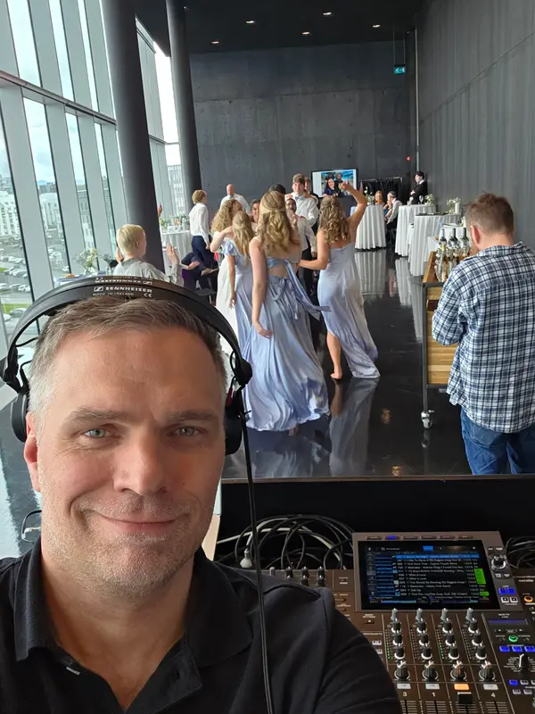 DJ Stjáni - tónlistarþjónusta í Hafnarfirði (3)
