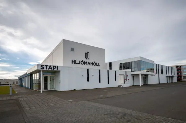 Hljómahöll - veislusalur fyrir 700 manns í Reykjanesbæ (1)