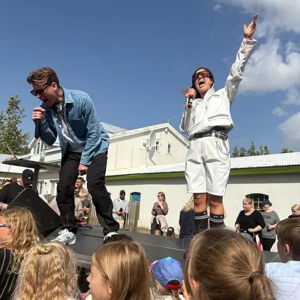 Júlí Heiðar og Dísa - tónlistarþjónusta á höfuðborgarsvæðinu (6)