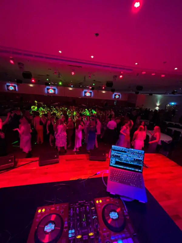DJ SAKKI - tónlistarþjónusta í Reykjavík (3)